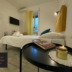  Pensión Terrace Boutique